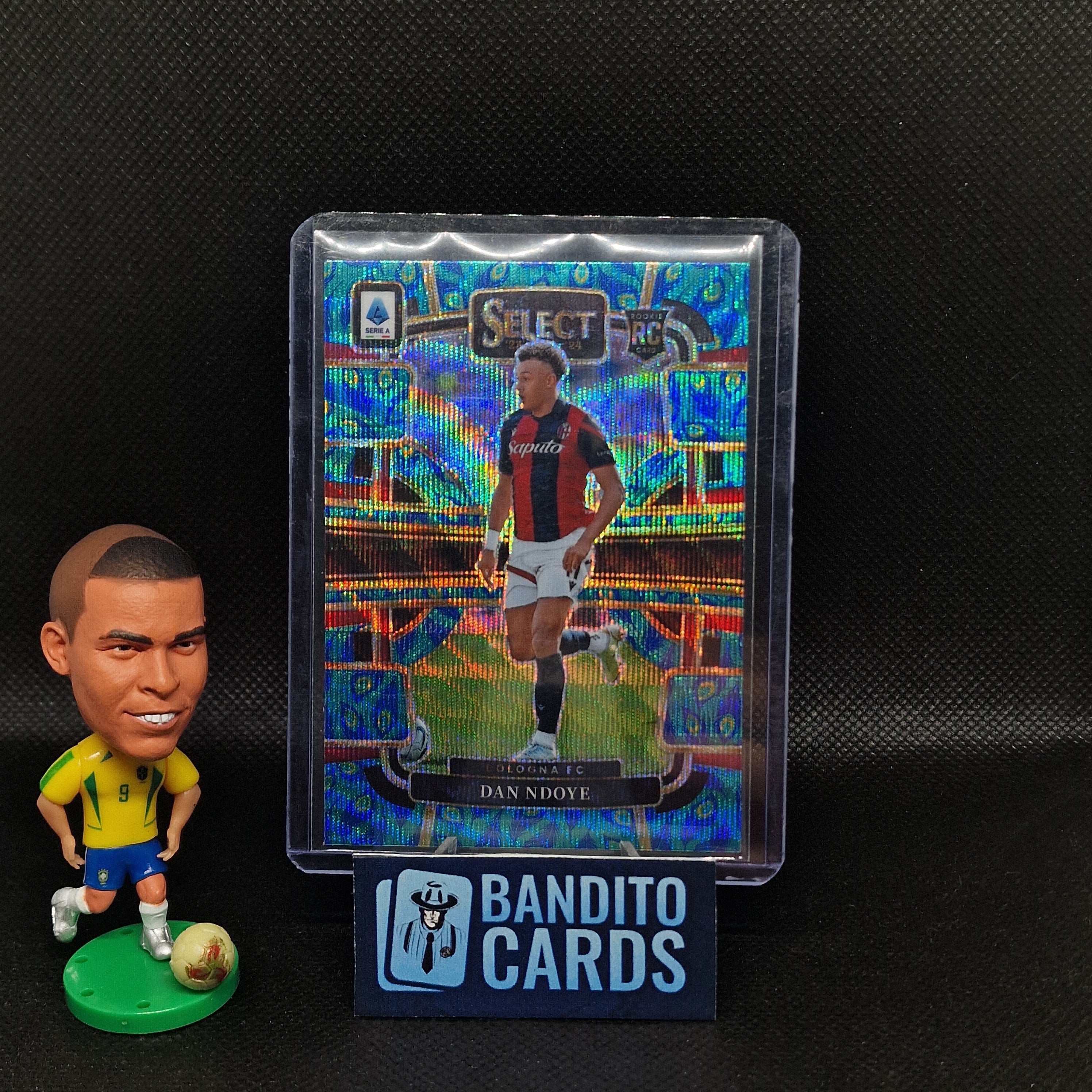 2023-24 Panini Select Serie A Dan Ndoye RC Peacock - Switzerland