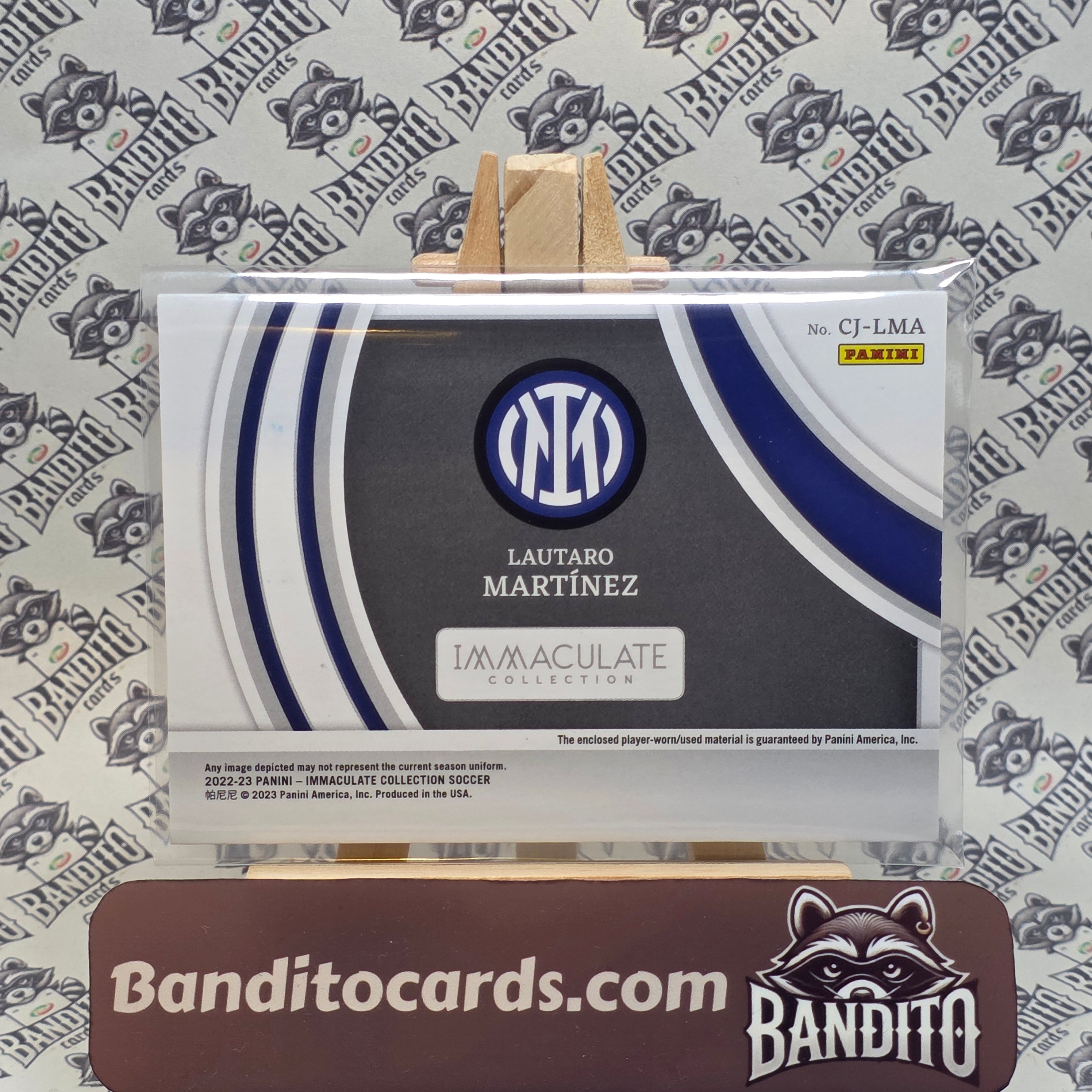 2022-23 Panini Immaculate Lautaro Martinez patch /8 - Inter