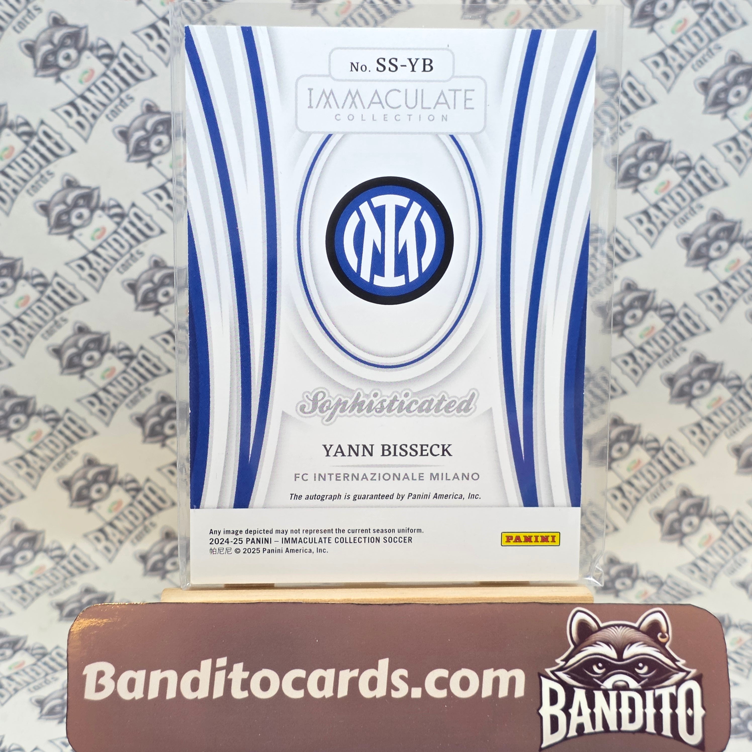 2024-25 Panini Immaculate Yann Bisseck auto /49 - Inter