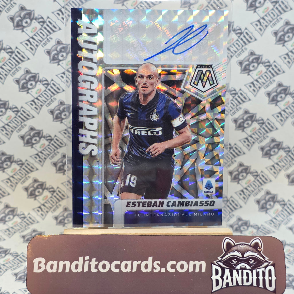 2022 Panini Mosaic Esteban Cambiasso Auto - Inter
