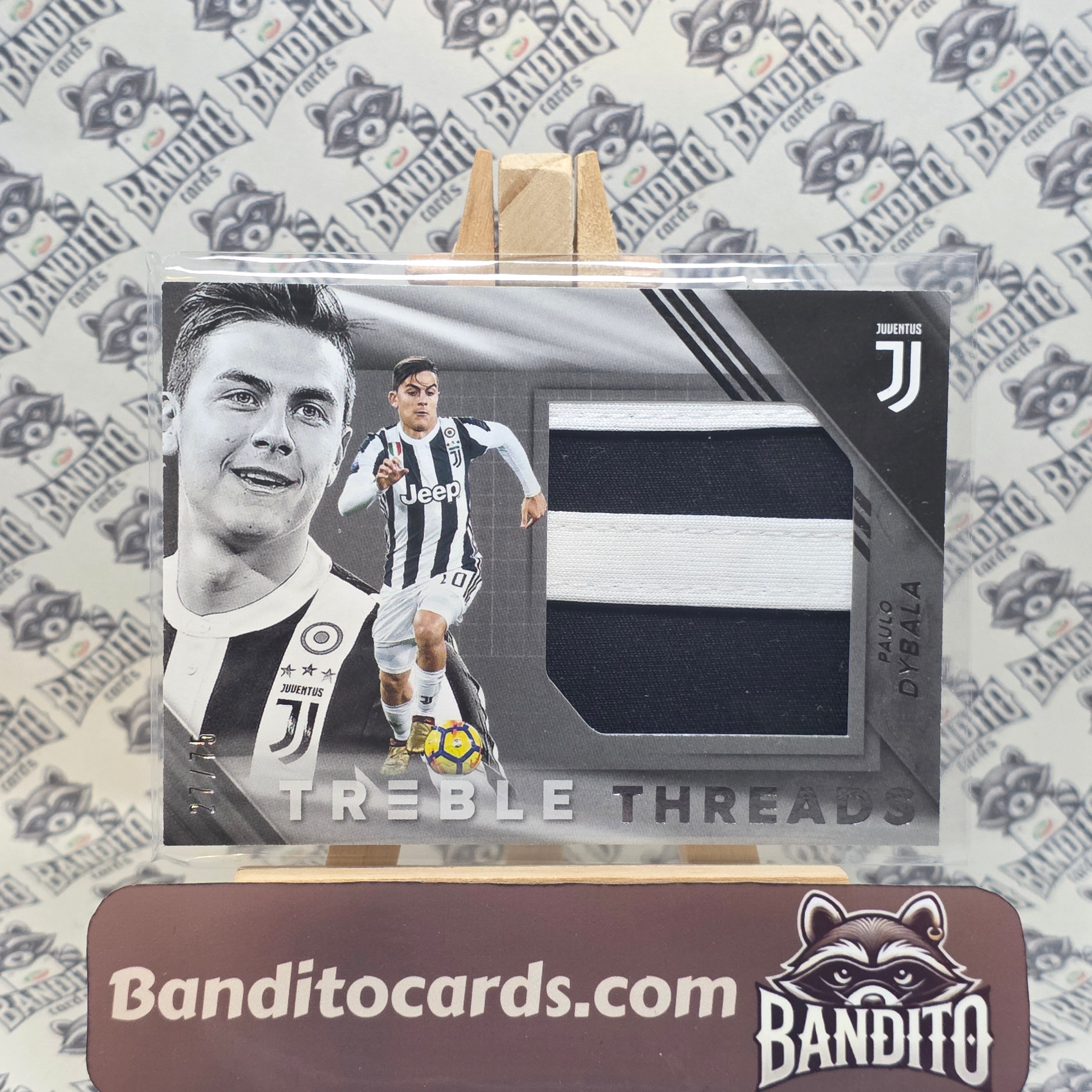 2018-19 Panini Treble Paulo Dybala patch match worn /75 - Juventus