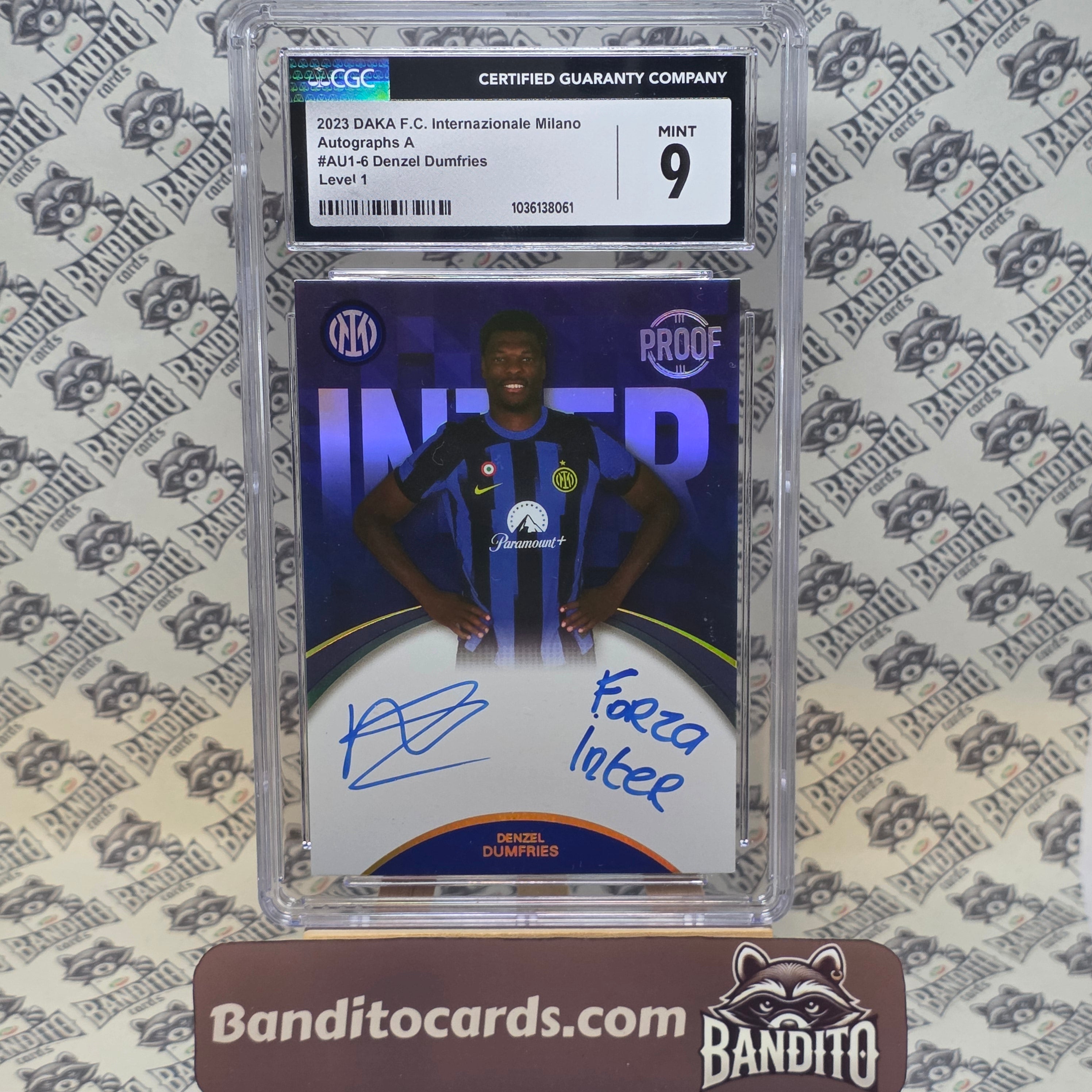 2023 Daka Inter Denzel Dumfries auto on card /40
