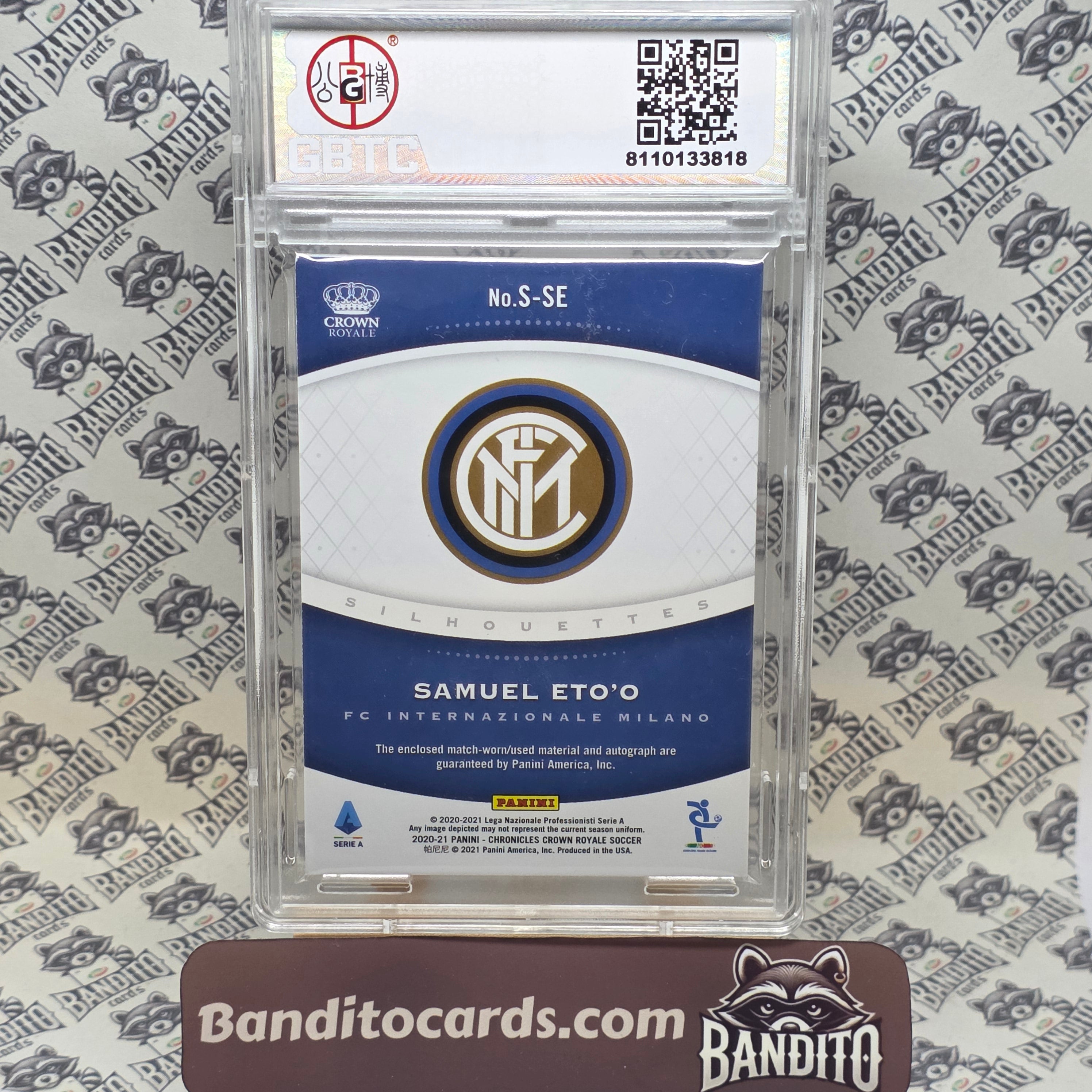 2020-21 Panini Chronicles Crown Royale Samuel Eto'o Patch Auto 9/38 - Inter