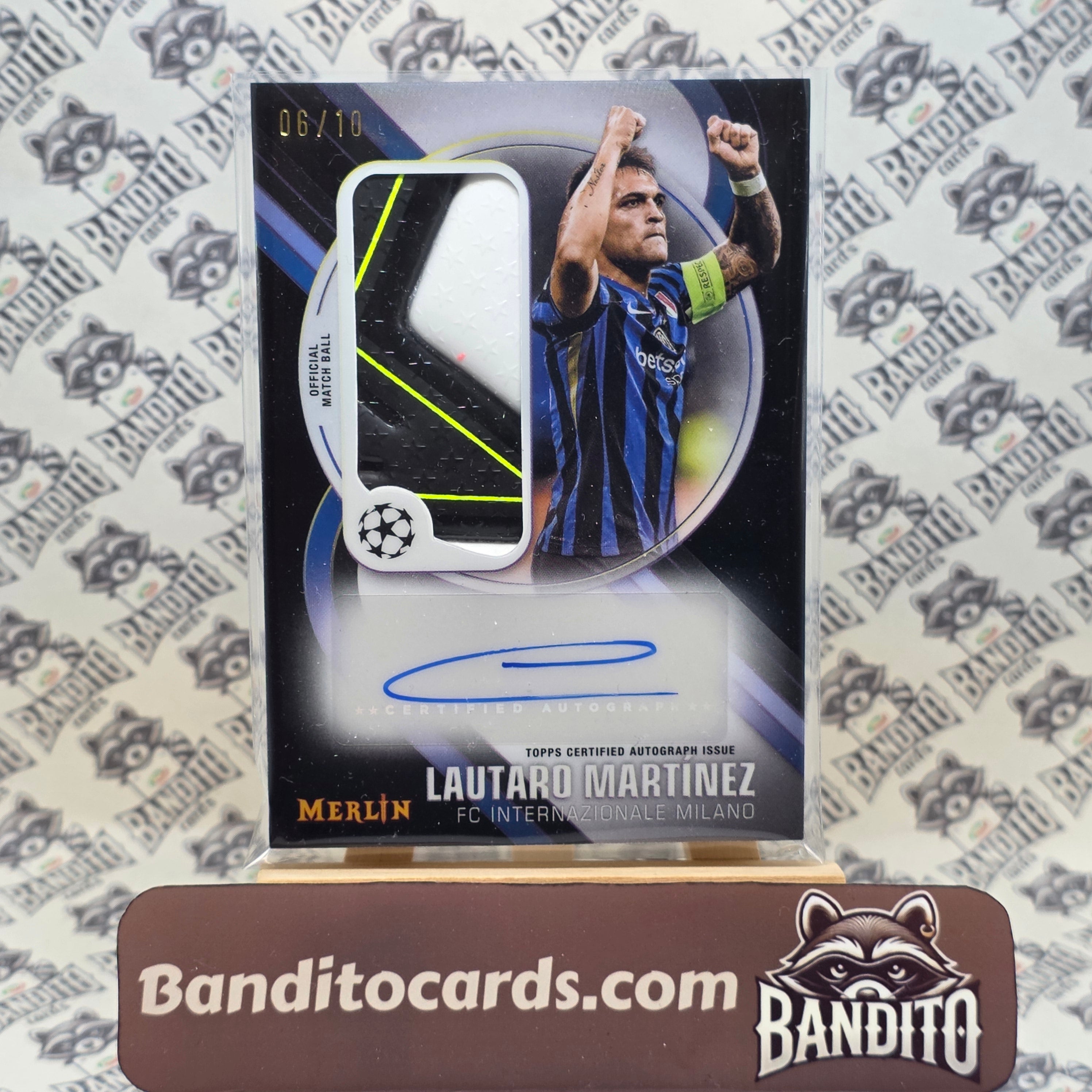 2024-25 Topps Finest Lautaro Martinez Ball Auto /10 - Inter