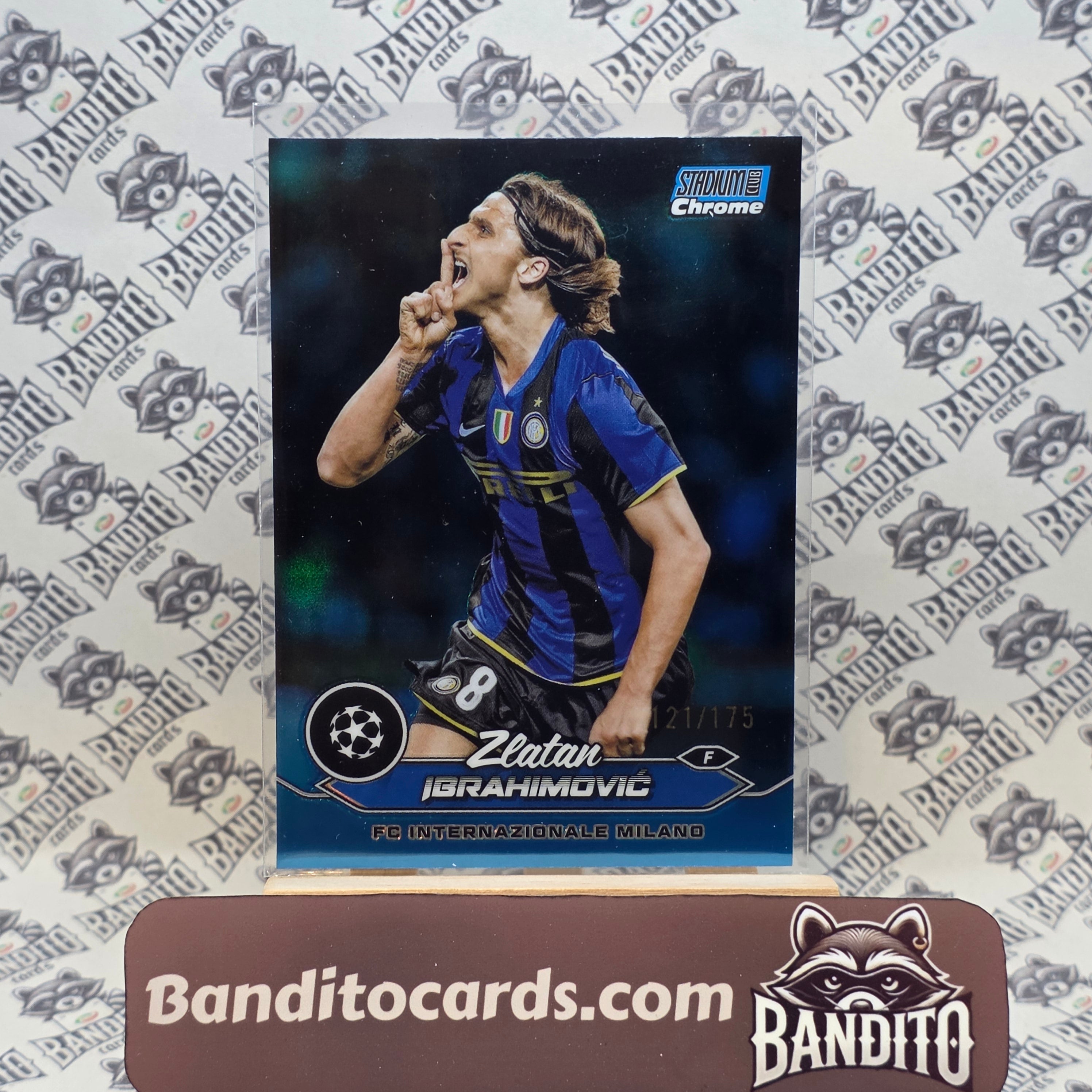 2023-24 Topps Stadium Chrome Zlatan Ibrahimovic /175 Blue - Inter